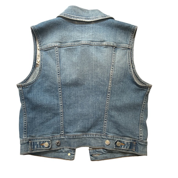Levi’s Women’s Star Studded Denim Vest Size Medium - Picture 2 of 5